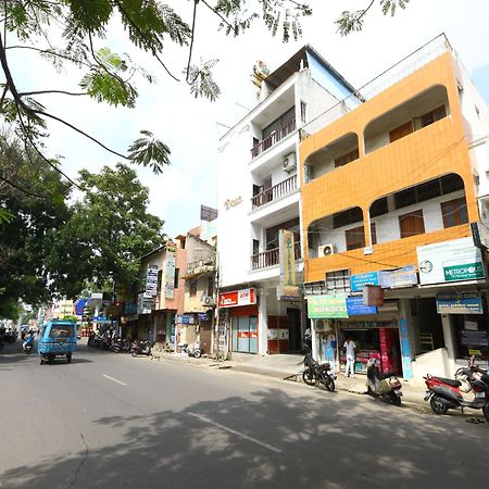 蓬蒂切里 Oyo 094 Bussy St Prakasam Residency酒店 外观 照片