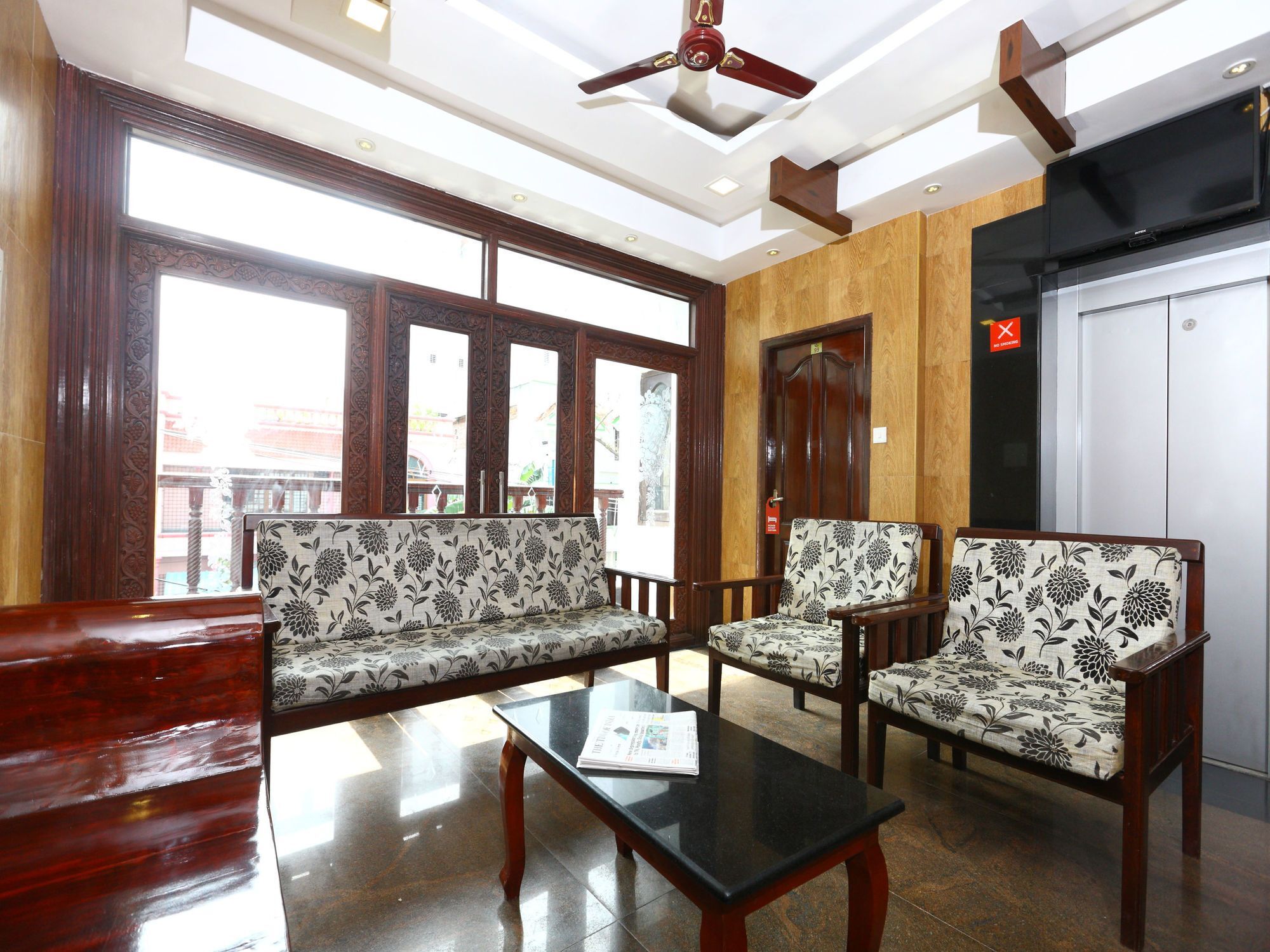蓬蒂切里 Oyo 094 Bussy St Prakasam Residency酒店 外观 照片
